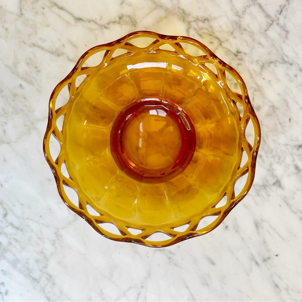 Vintage Honey Amber Trinket Bowl - Picture 5 of 6